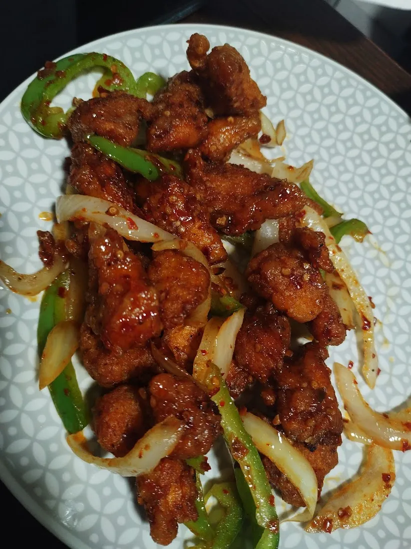 Lee's Cantonese Kitchen